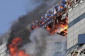 fire-at-samsung.jpg