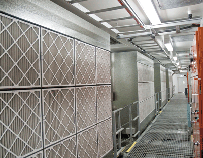 iseek_datacenter_hallway.gif