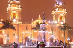 lima catedral.jpg