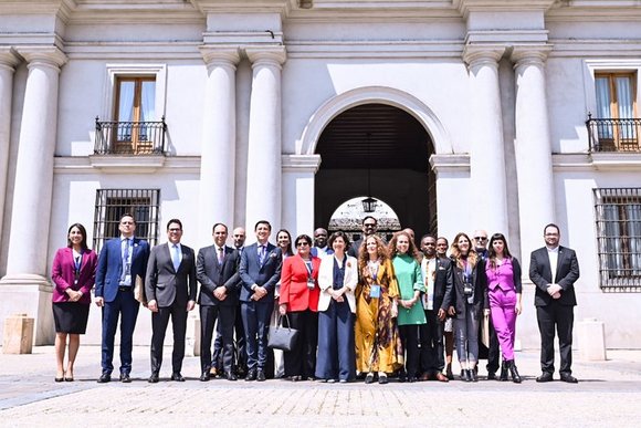 nota_prensa-web-2cumbre-24-10.width-880