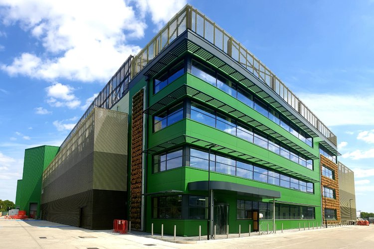 NTT opens London 1 data center in Dagenham