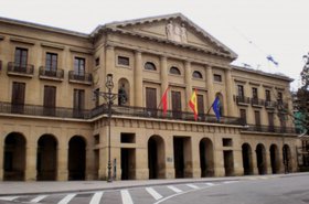 palacio de navarra.jpg