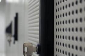 rack-servers-1241745-1280x1920.jpg