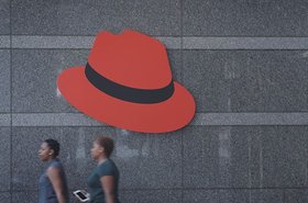 red_hat_entrance_800x600.jpg