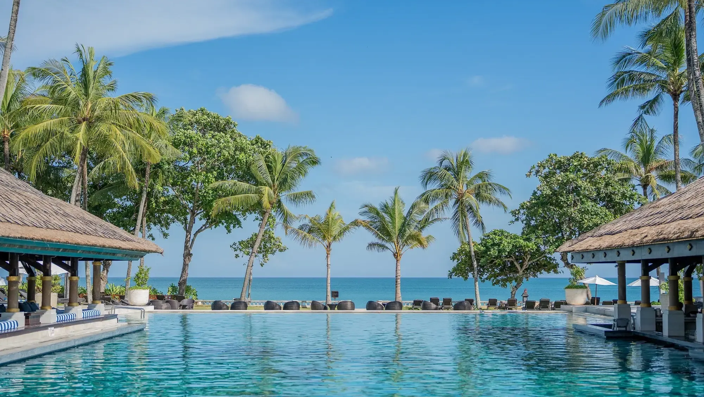 resort-intro3
