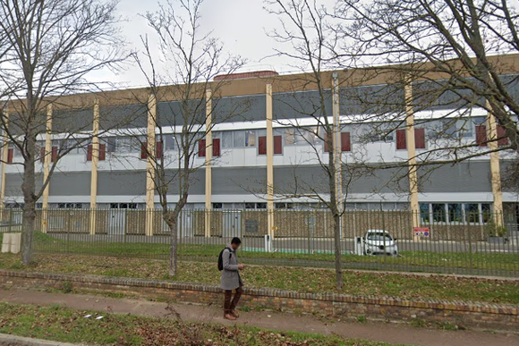 scaleway dc5 paris france.png