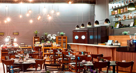 sheraton_bar_icebreaker.png