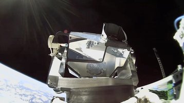 spaceX starlink mini laser