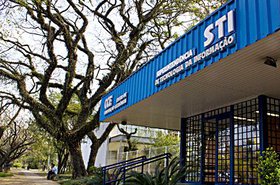 superintendenciadetecnologiadainformacaomarcossantos015-400.jpg