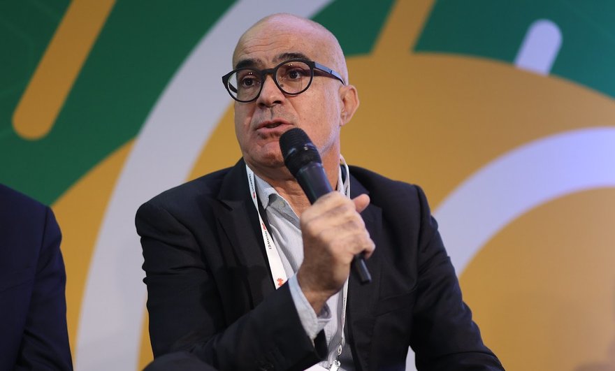 Carlos Roseiro, da Huawei, no Painel Telebrasil Summit 2023. Foto: Conexis Brasil Digital.