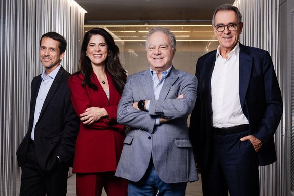Time de liderança da Claro: Rodrigo Marques, CEO da Claro, Roberta Godoi, CEO da Unidade para Pequenas e Médias Empresas, José Félix, presidente, e José Formoso, CEO da Unidade de Grandes Empresas e Governo