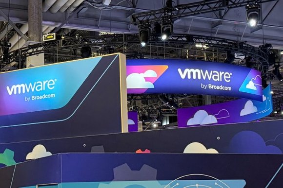 vmware explore floor